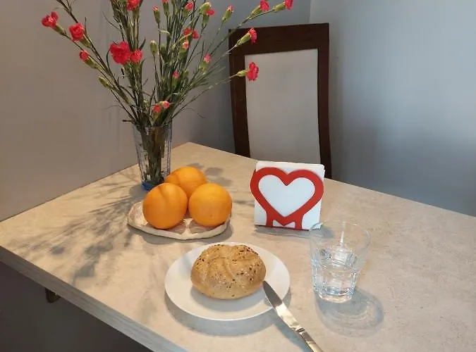 Apartment Wygodny Przestronny Janowskie Blonia